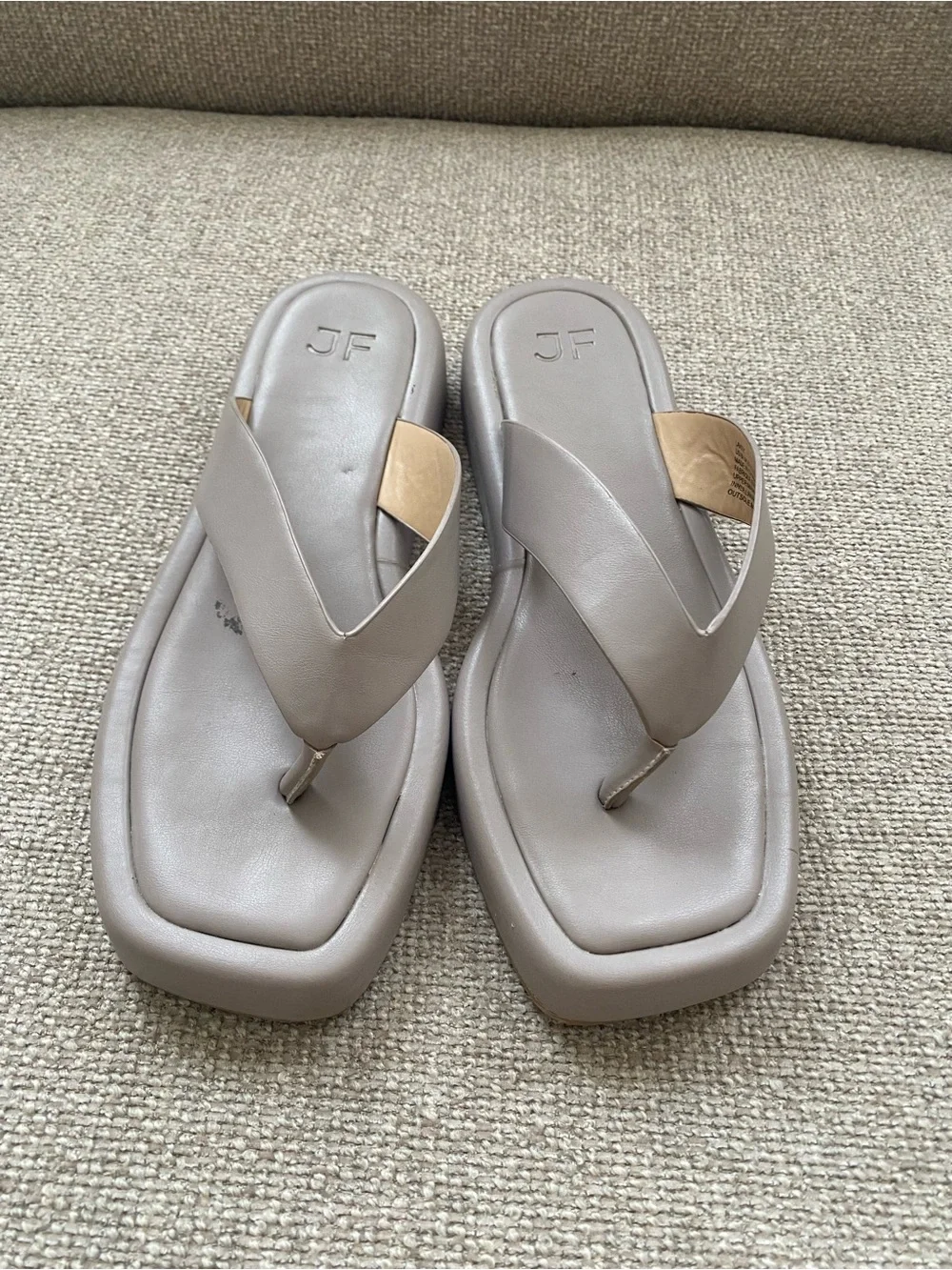 Women’s Platform Thong Sandals in Taupe